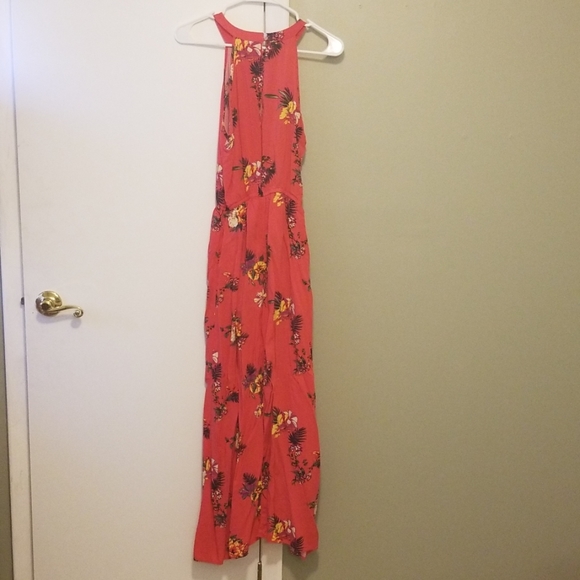 Dress - Picture 3 of 4